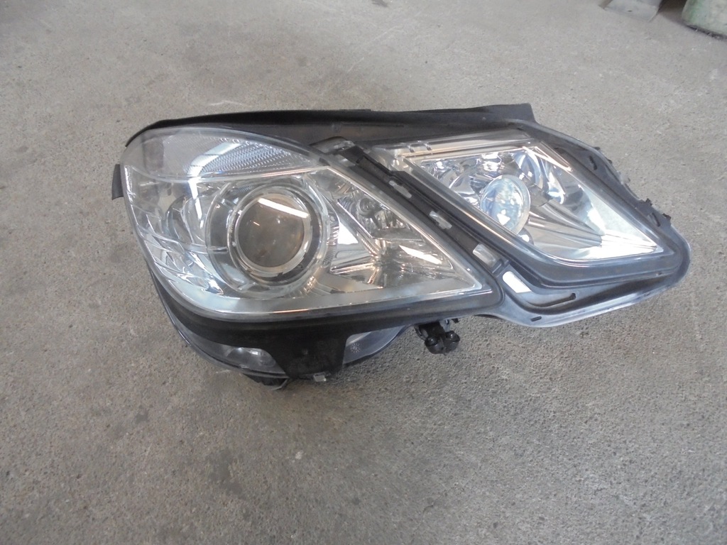 MERCEDES E KLASA W212 LAMPA PRAWA PRZOD KOMPLETNA 7334181400