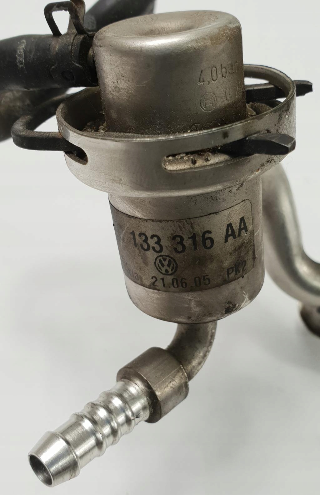 LISTWA WTRYSKOWA AUDI A8 D3 6.0 W12 133316AA Typ silnika Benzyna