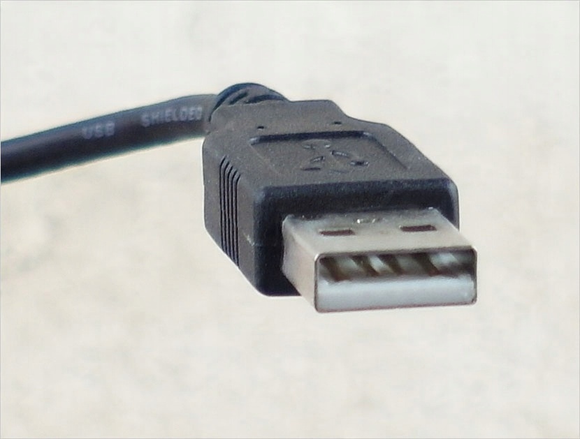 міцний USB подовжувач штекер-гніздо кабель 1,5 м F-M модель USB подовжувач 1,5 м