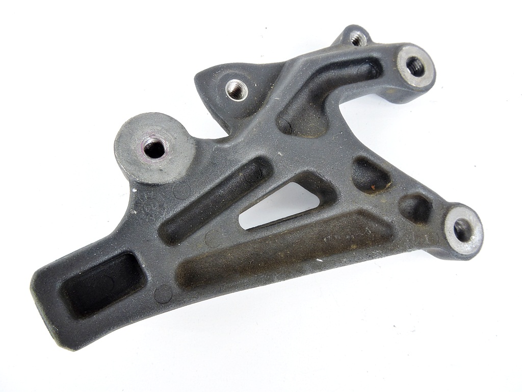 SET FRONT LEFT TRIUMPH STREET TRIPLE 675 16