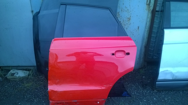 Audi Q3 Q-3 szyba w tylne lewe drzwi