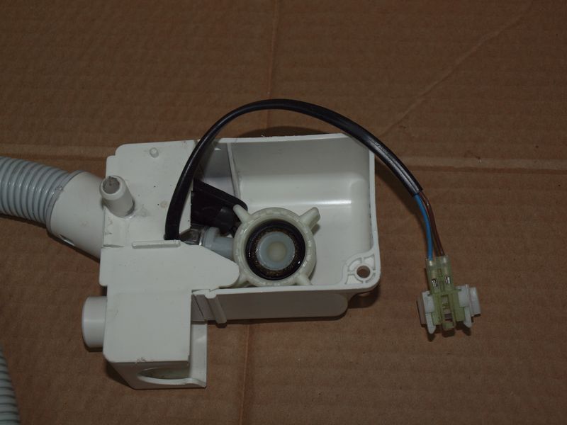 WĄŻ DOPŁYWOWY AQUASTOP DO PRALKI BOSCH MAXX MAX Rodzaj dopływowy