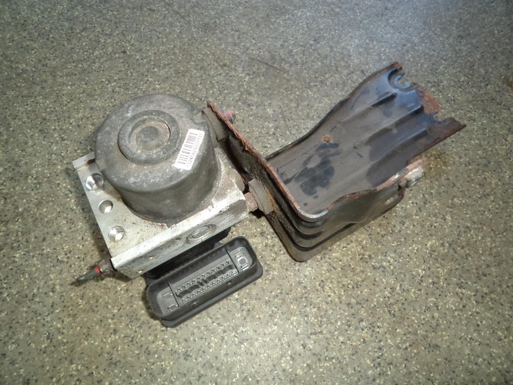 WAGON R+ 1.3 4WD насос ABS BE 84E1