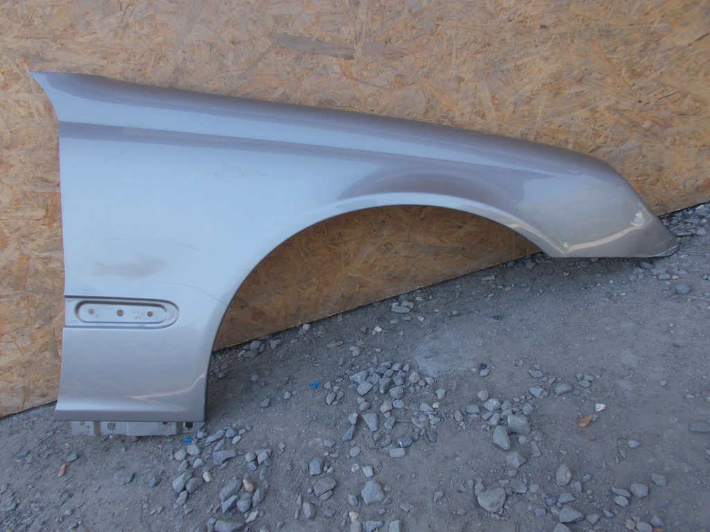 fender right front front MERCEDES C KLASA 203