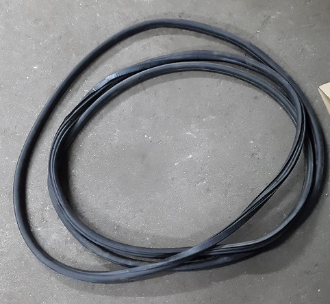 УЩІЛЬНЮВАЧ ДВЕРІ РОЗСУВНИХ SPRINTER 906 CRAFTER