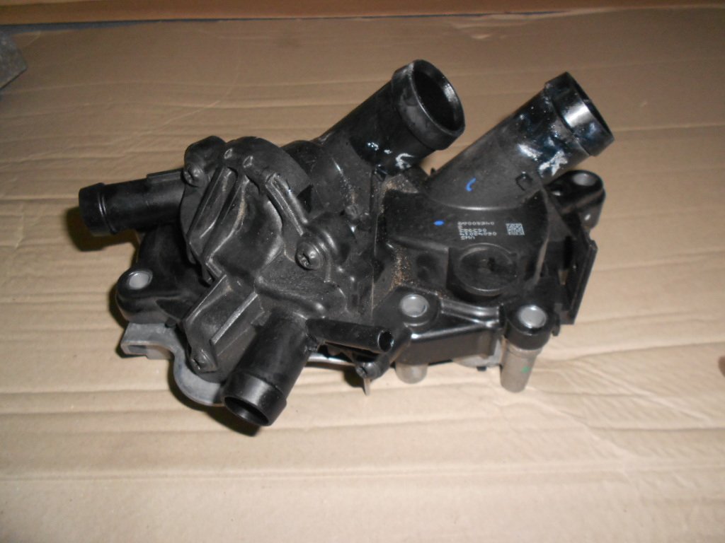 04E121042A - VW AUDI SEAT ВОДЯНОЙ НАСОС 04E121042A