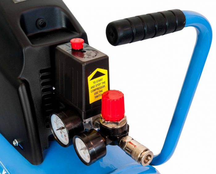 KOMPRESOR SPRĘŻARKA HLO 215-25 215L/MIN AIRPRESS Moc (kW) 1.1 kW