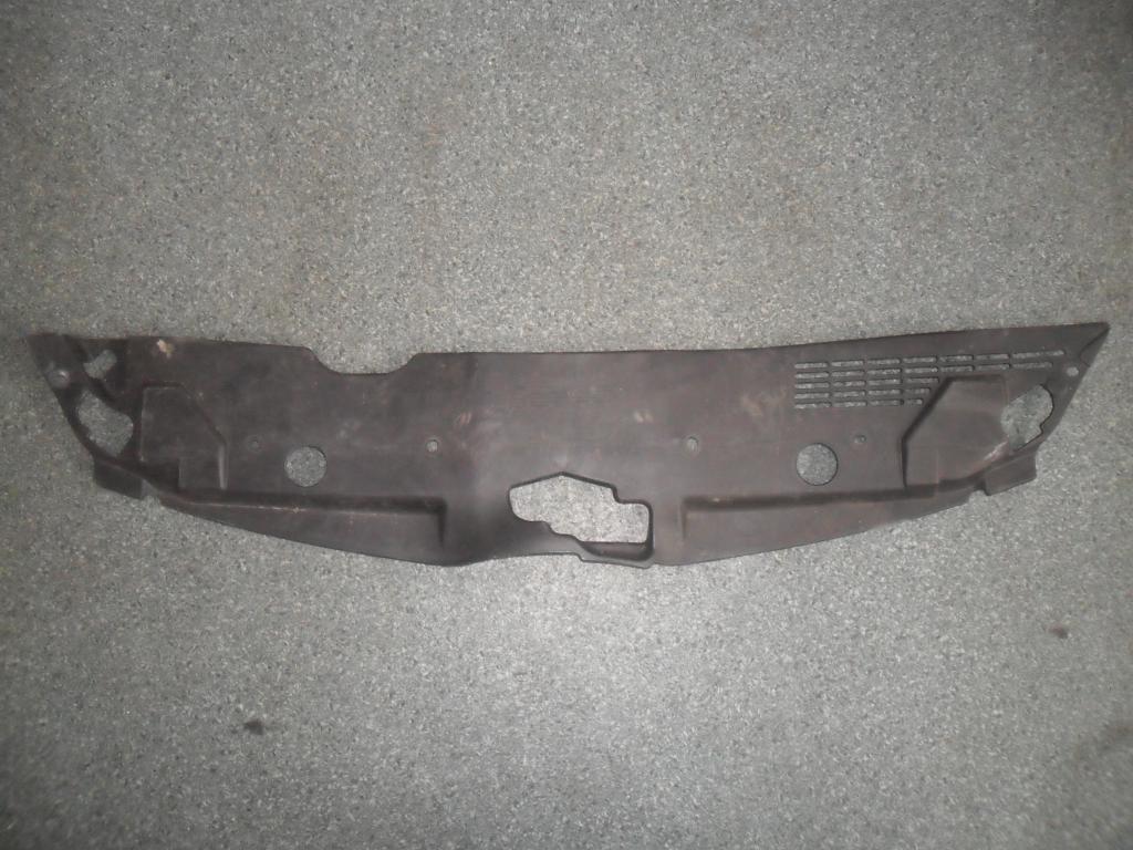 TOYOTA COROLLA VERSO 05-09 КРЫШКА ПЕРЕДНЕГО РЕМНЯ