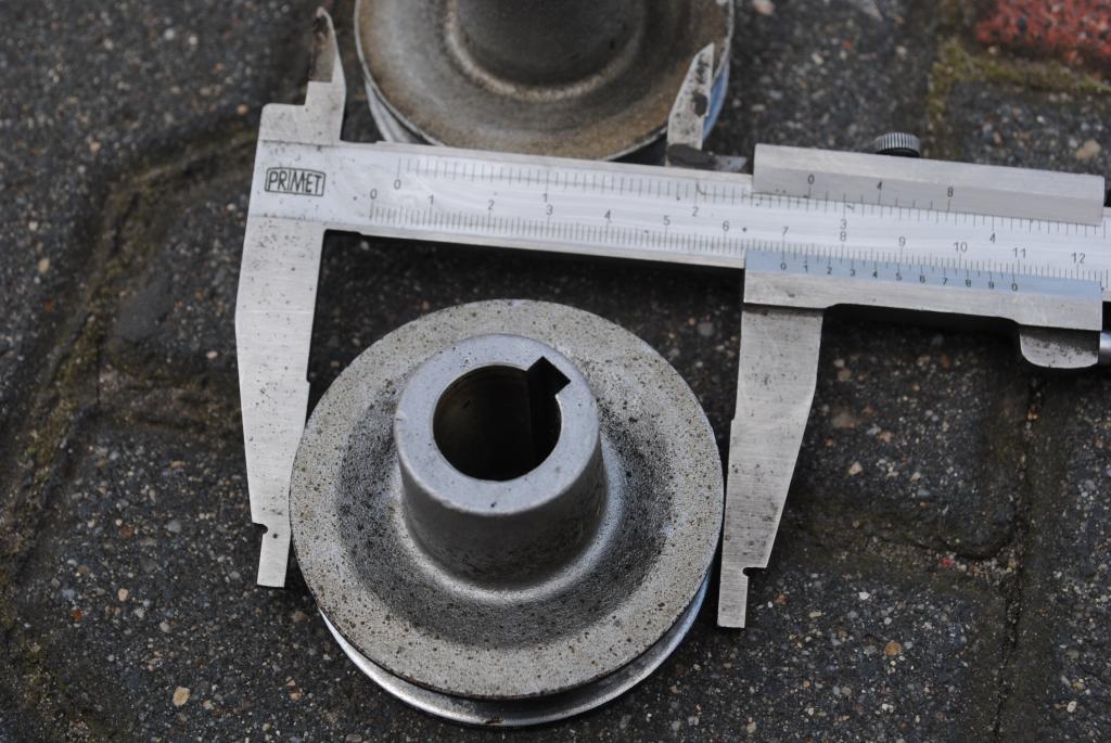 koło pasowe. 7cm. Fi otworu 19mm. Marka inny