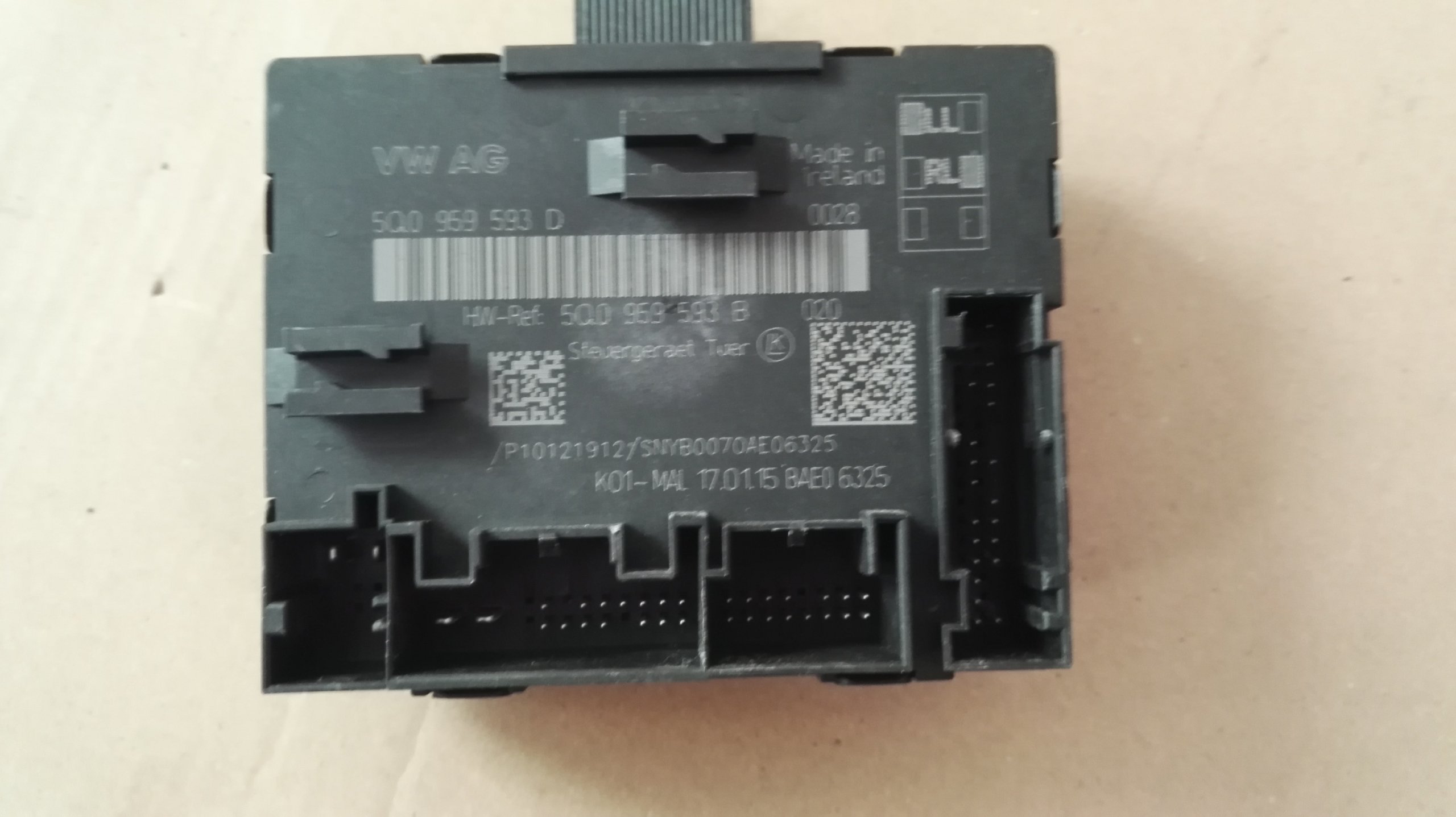 VW PASSAT B8 STEROWNIK MODUŁ DRZWI 5Q0959593B