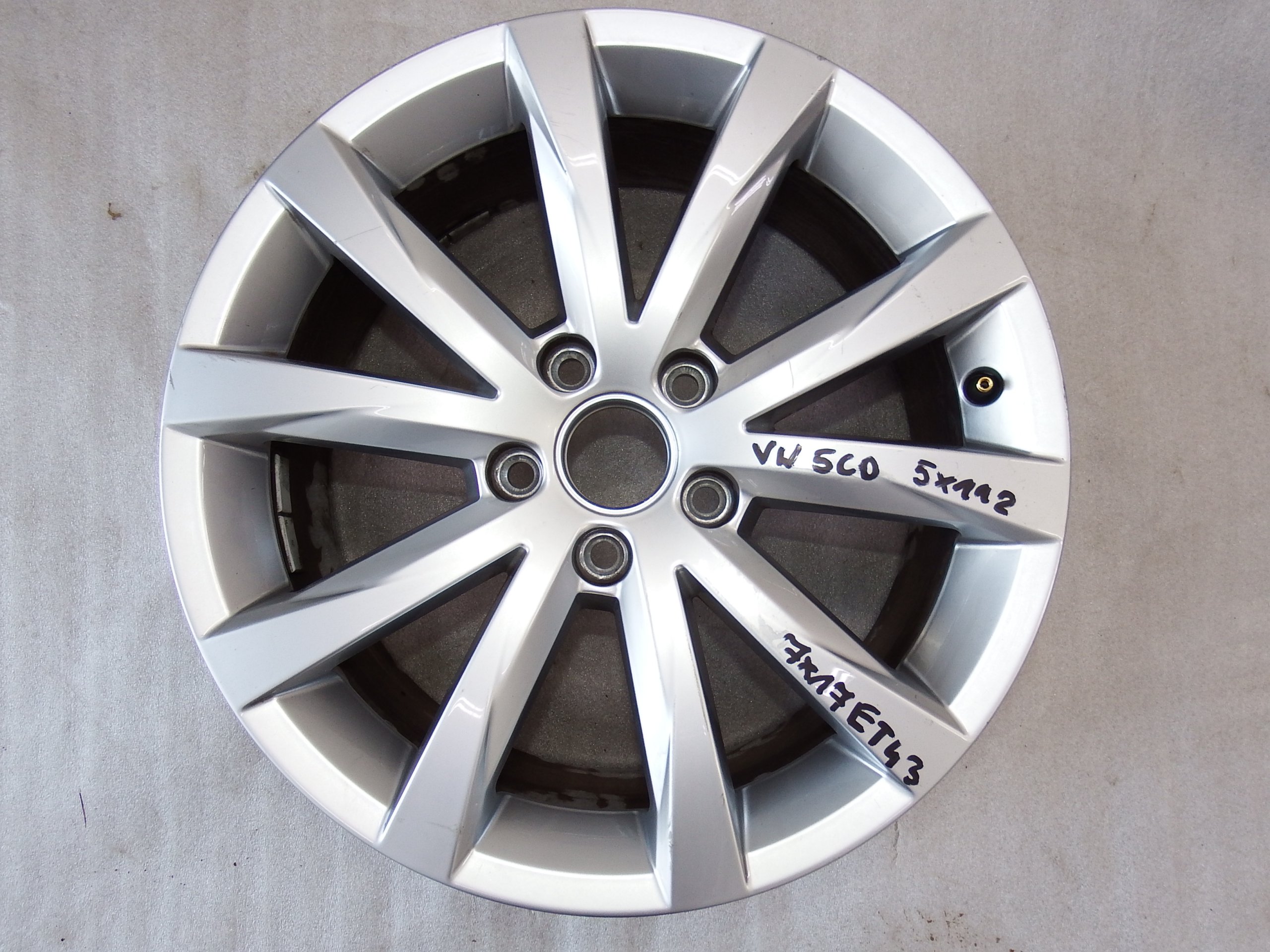 ДИСК VW НОВЫЙ BEETLEc0 5x112 7x17 Et43 OEM