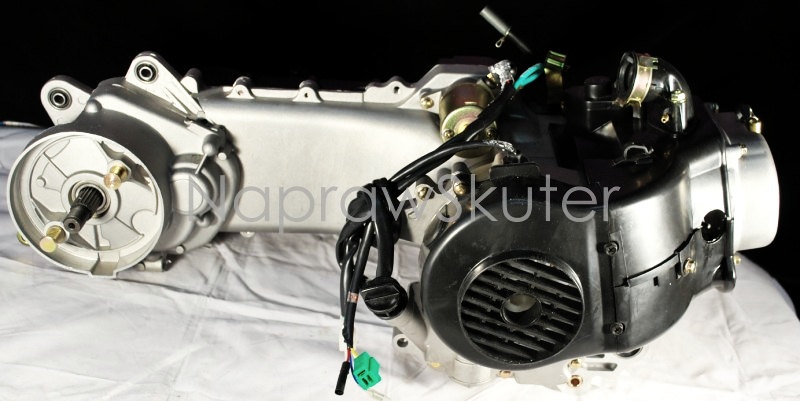 SILNIK KOMPLETNY 80 CCM 4T POKRYWA 46 CM KOLO 13 Numer katalogowy części 5900000143002