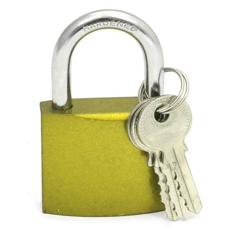Ключ из желтого металла. Замок навесной чугунный. Ключ желтый. Замок binary. Ключ желтого цвета.