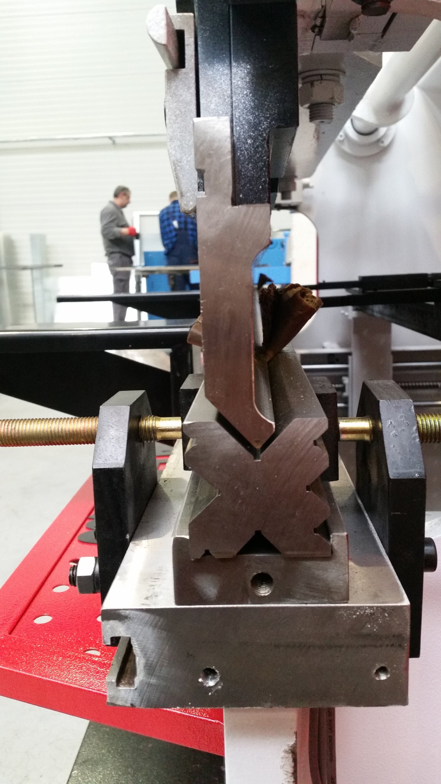 PRASA KRAWĘDZIOWA HYDRAULICZNA 40x2000 !!! DA 41 Rodzaj prasa