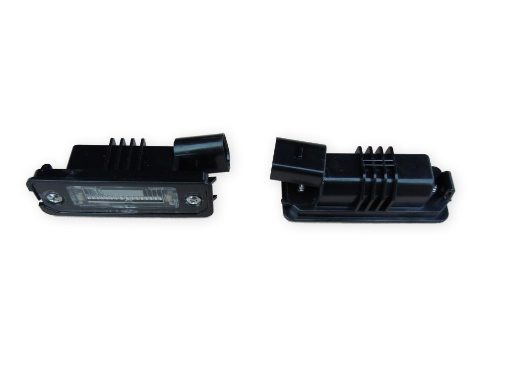 

Vw Passat B6 Sedan Lampka Tablicy Rejestracyjne