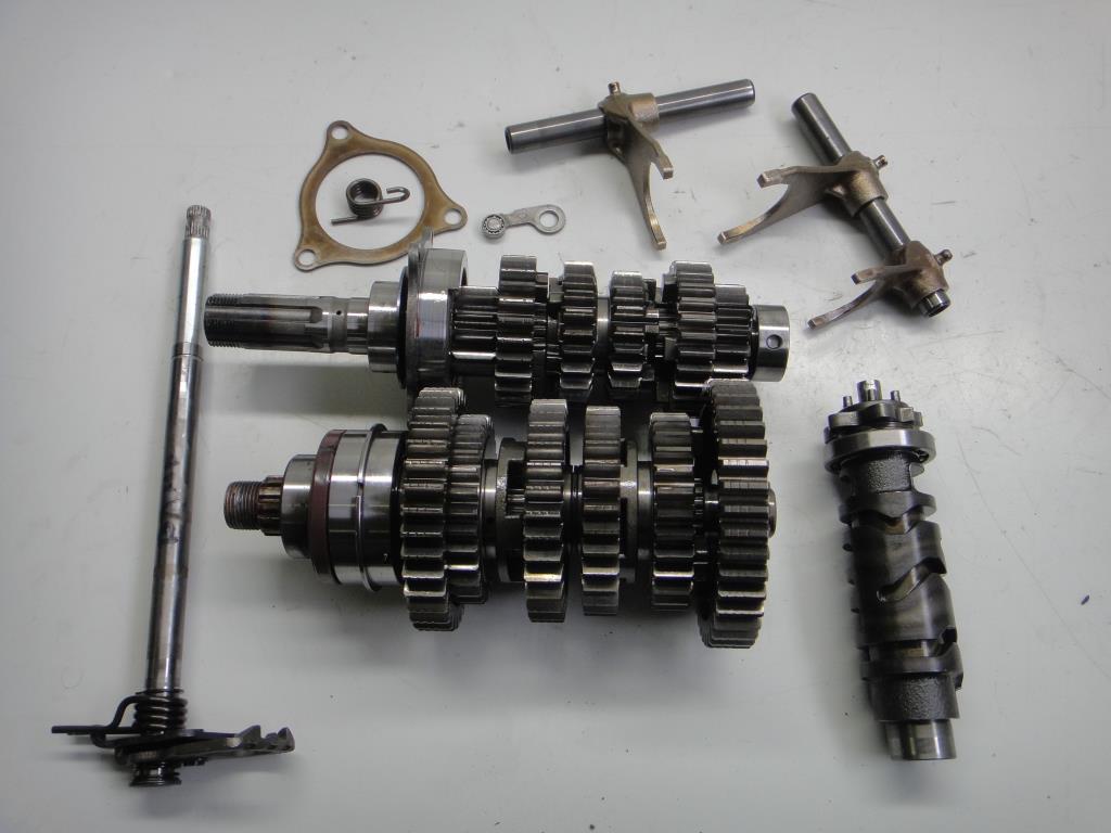 12152GF465020 - КПП SUZUKI BANDIT 1250 GSF