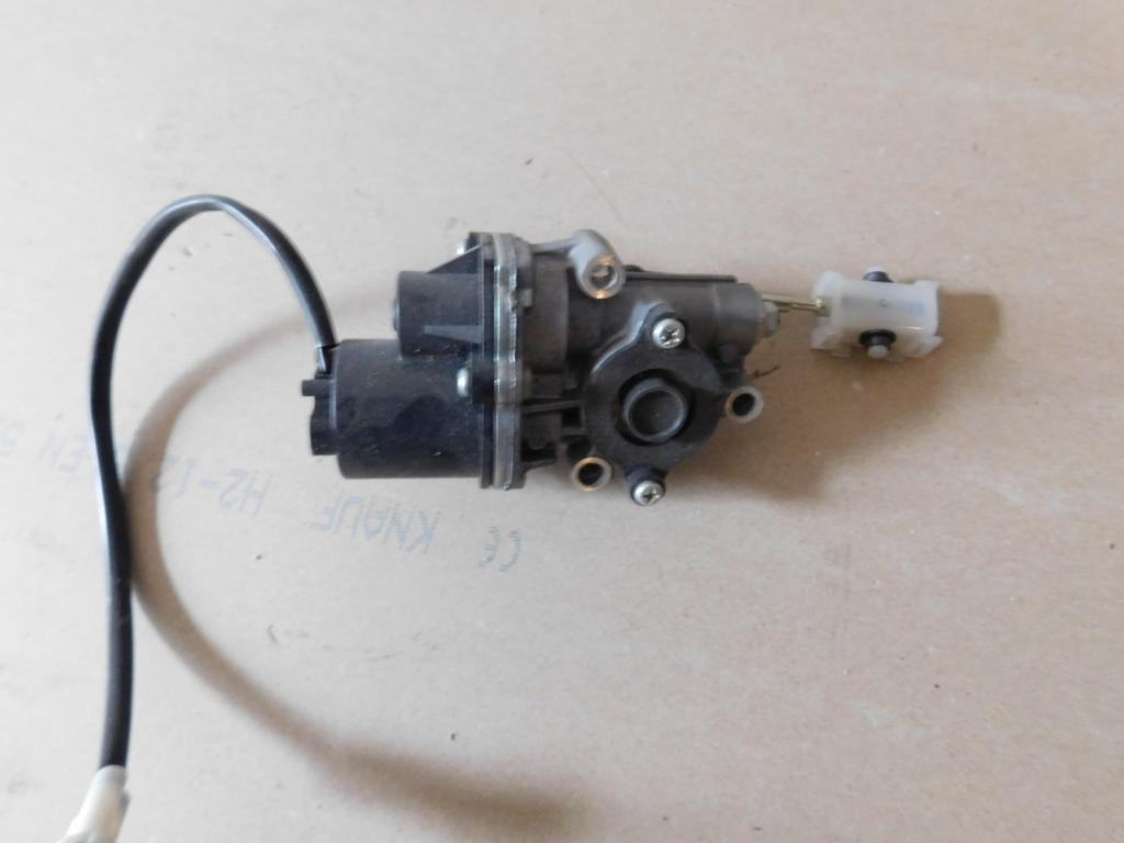 Yamaha R1 rn22 09 дросельний двигун