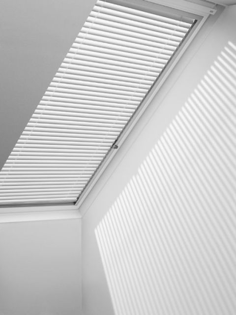 

Żaluzja Pal 78x160 9150 Velux