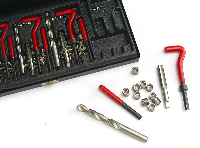 ZESTAW DO NAPRAWY ZERWANYCH GWINTÓW M5 M12 131el Stan opakowania oryginalne