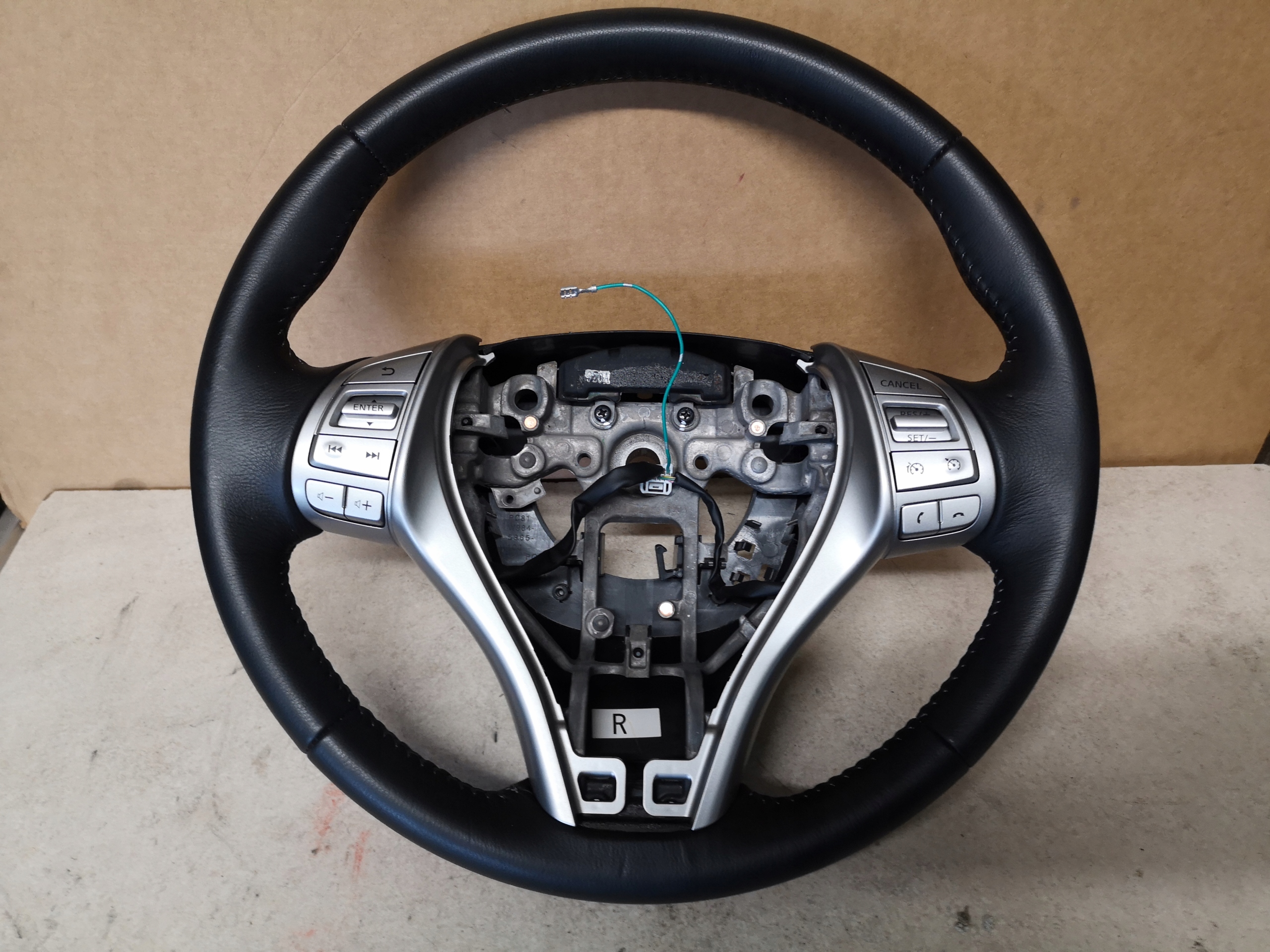 Как снять руль x trail t32