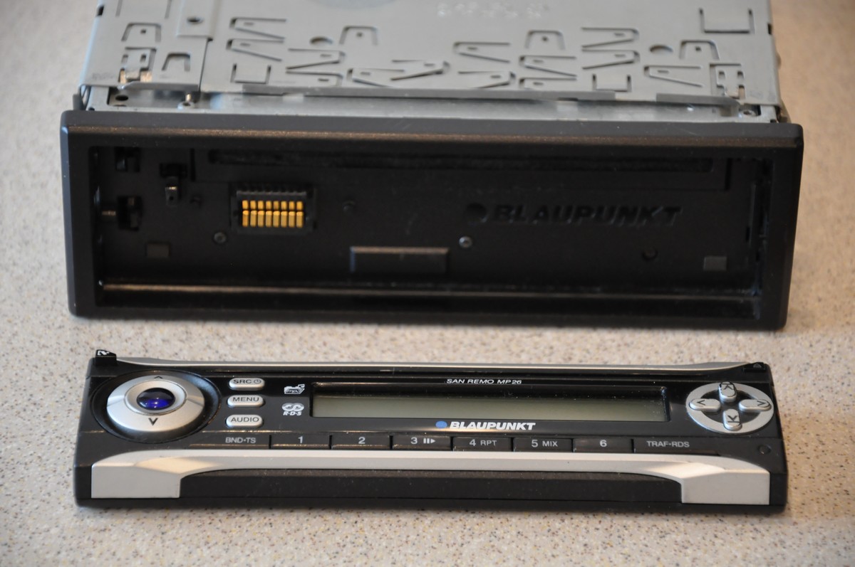 RADIO SAMOCHODOWE BLAUPUNKT SAN REMO FM RDS 4x 45W Model RADIO BLAUPUNKT SAN REMO MP26