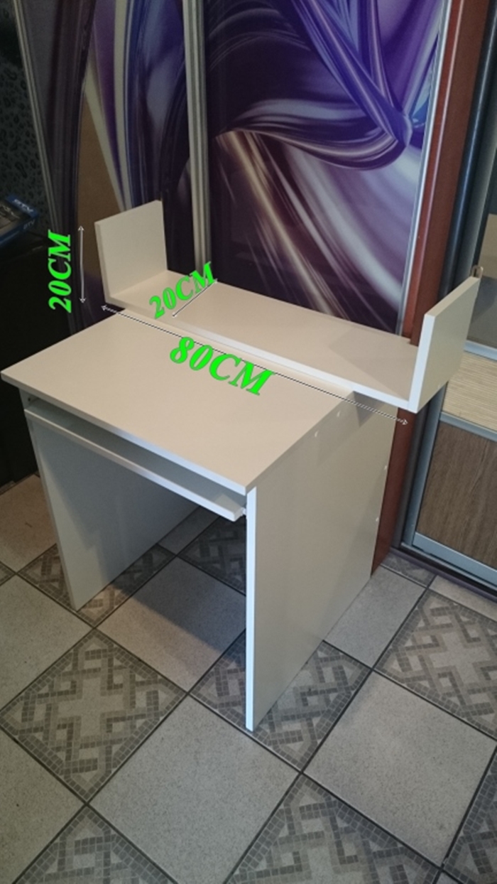 BIURKO proste 60x60 biały + PÓŁKA U 80cm biała Kolor blatu biały