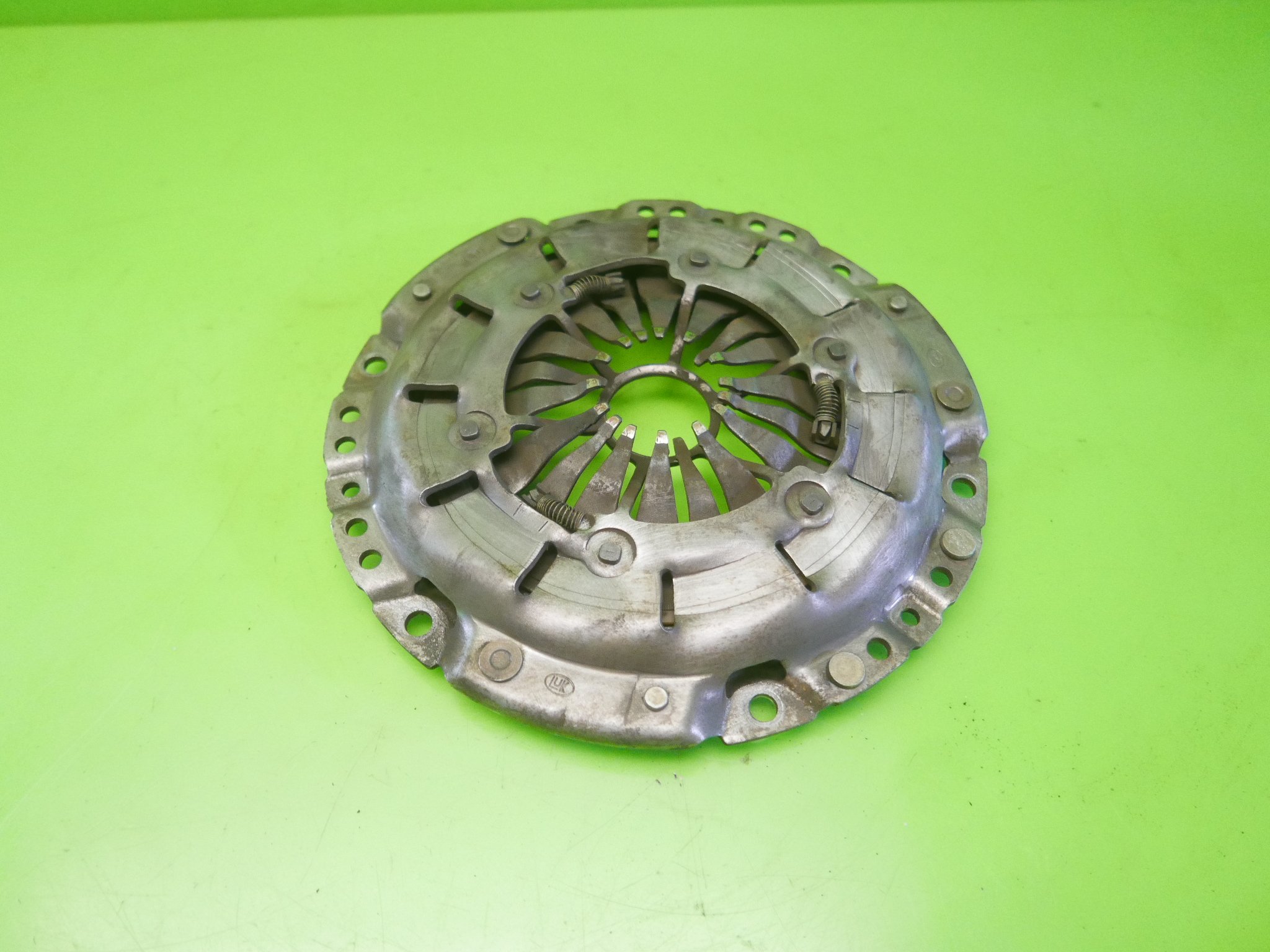 DOCISK SPRZĘGŁA MERCEDES W168 A160 1.6 PÓŁAUTOMAT Producent części Schaeffler LuK