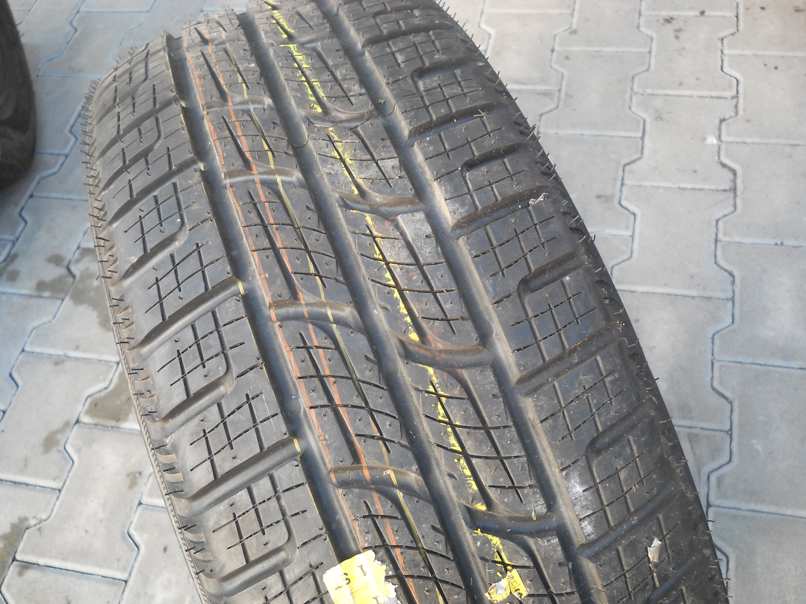 ШИНА 255 / 60R17 PIRELLI SCORPION ZERO 106V НОВАЯ