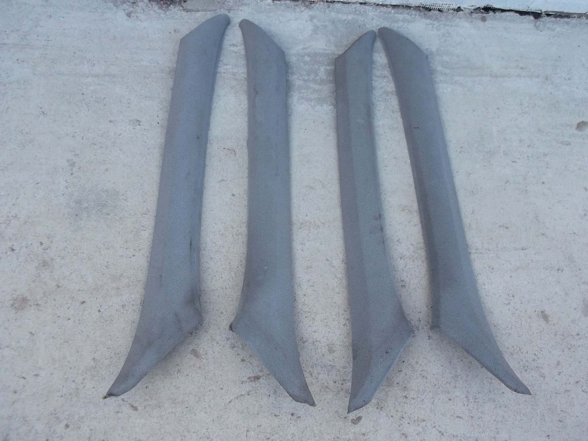 BMW E34 słupek tapicerka słupka przedniego