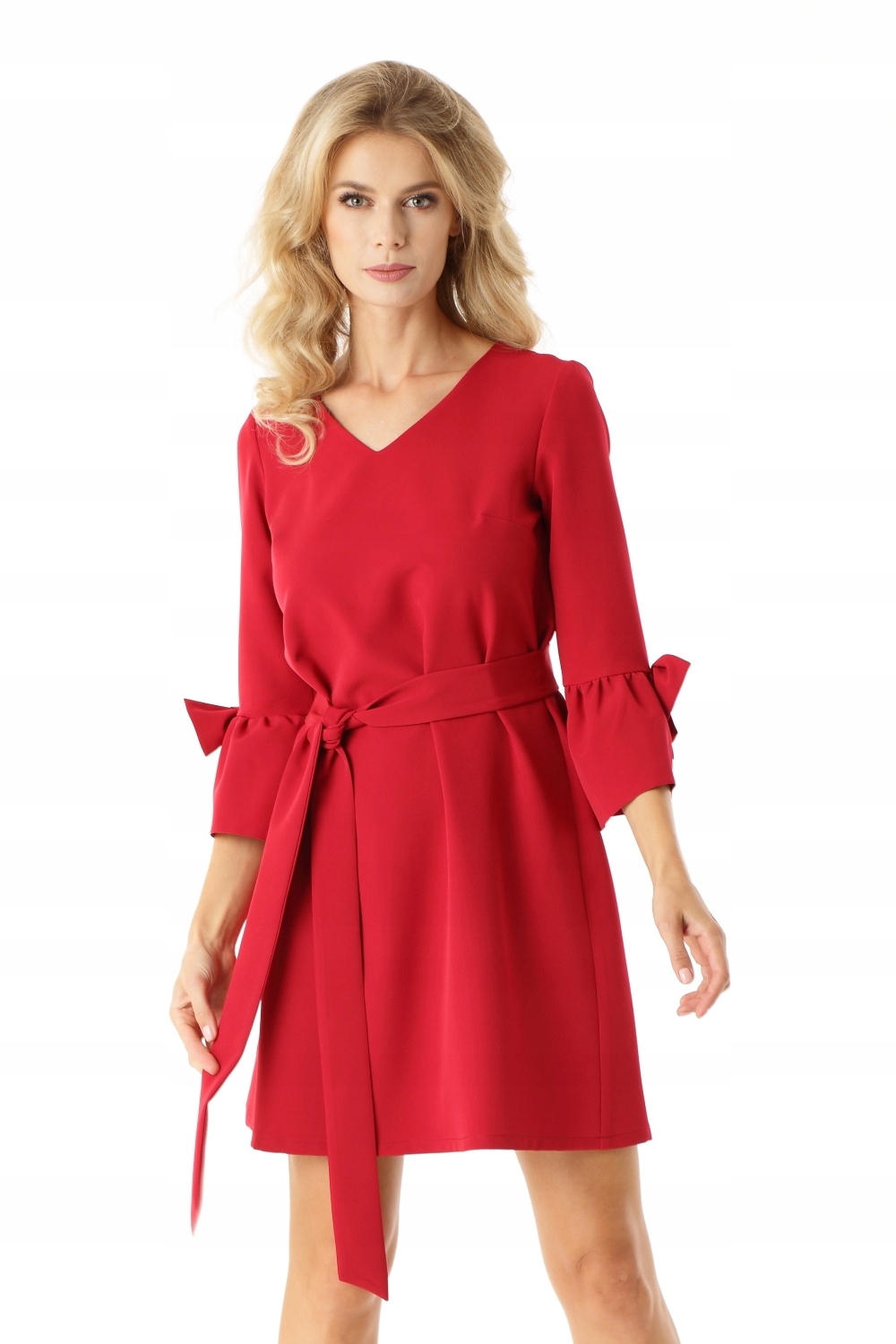 Šaty s trapézovou oversize mašličkou, pásek, S