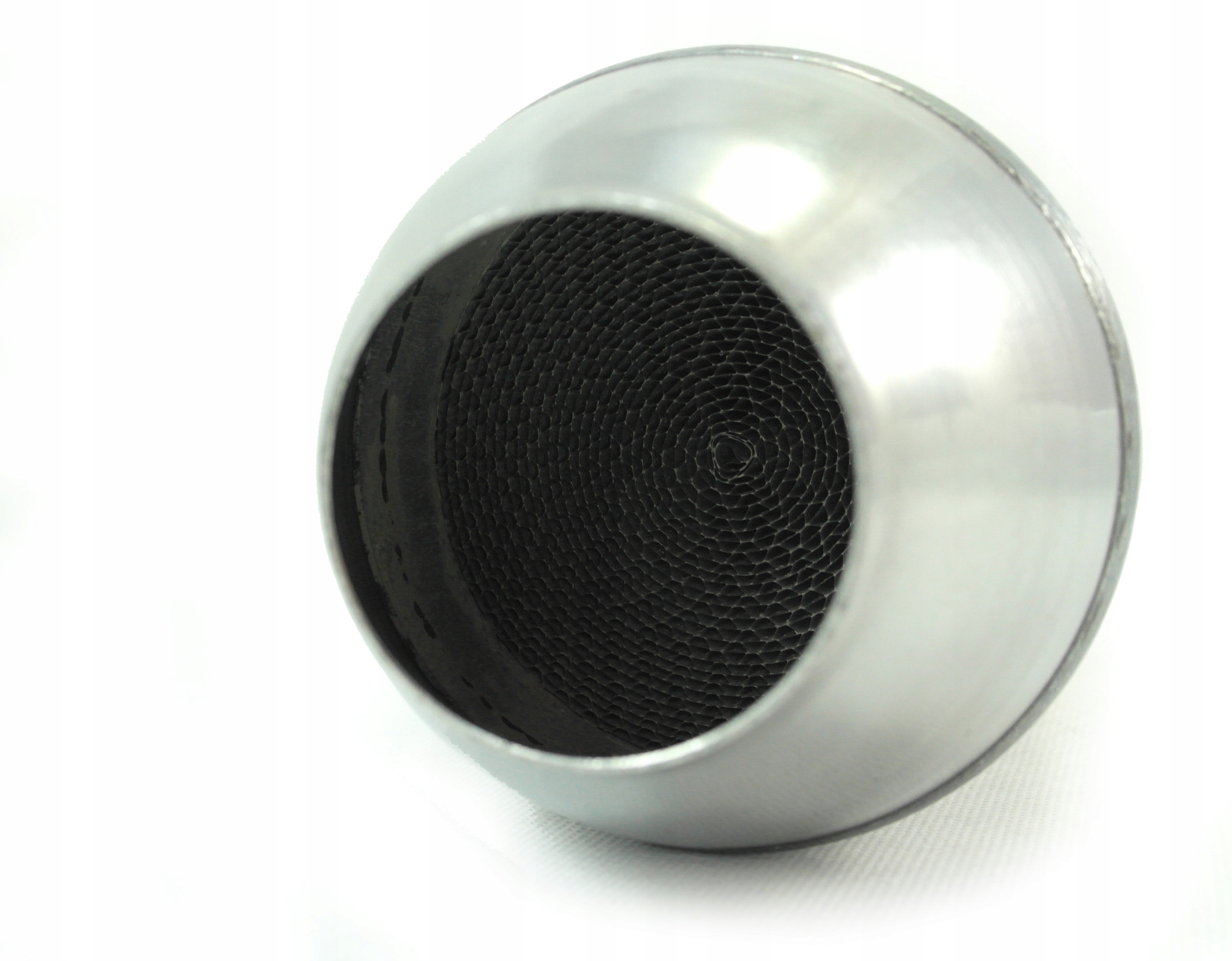 KATALIZATOR SPORTOWY AWG - 5.0l 100CPSI EURO2 63mm Typ samochodu 4x4/SUV Samochody osobowe Samochody dostawcze
