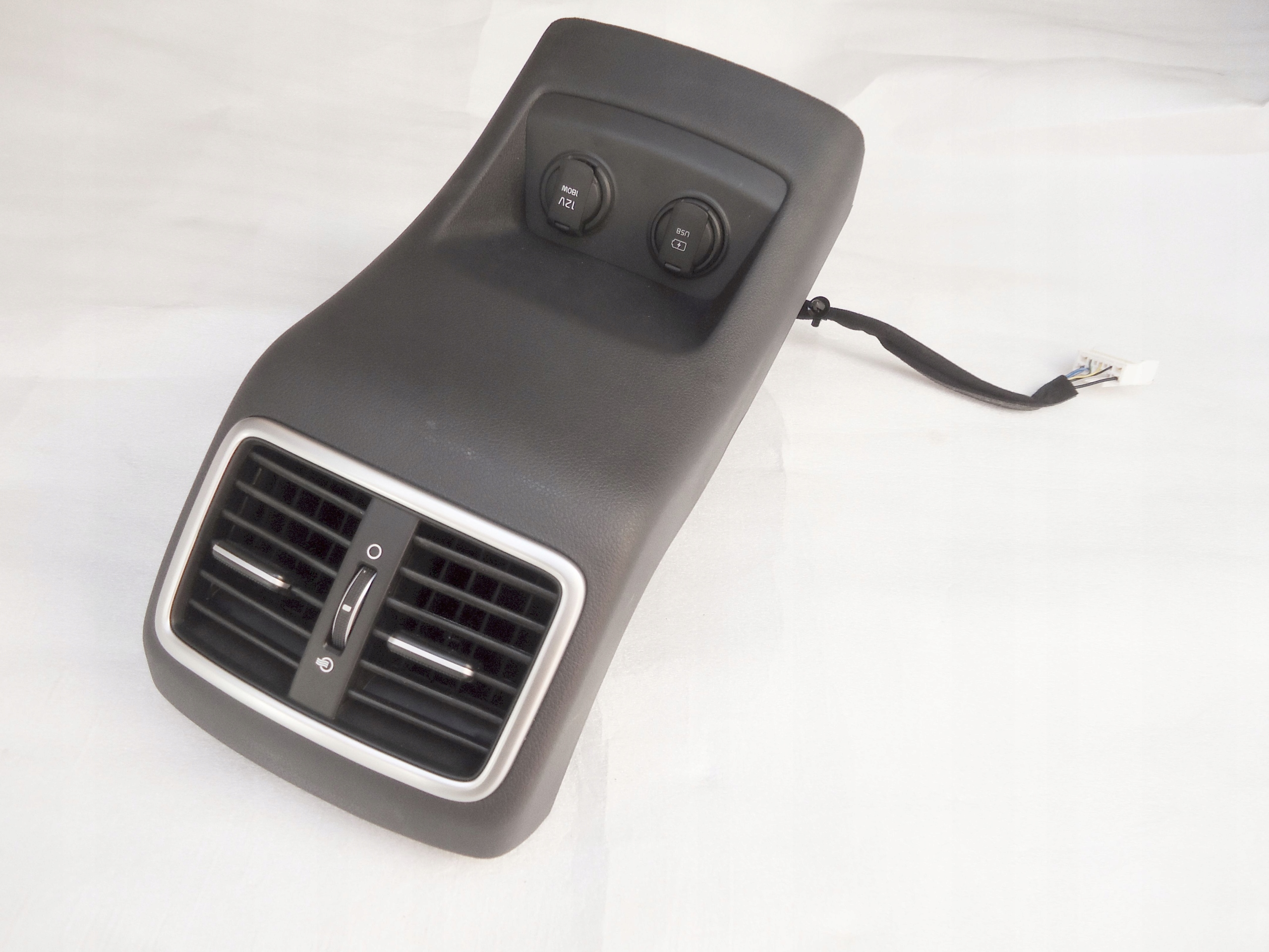 KIA SPORTAGE 2018R вентиляционные решетки оригинал