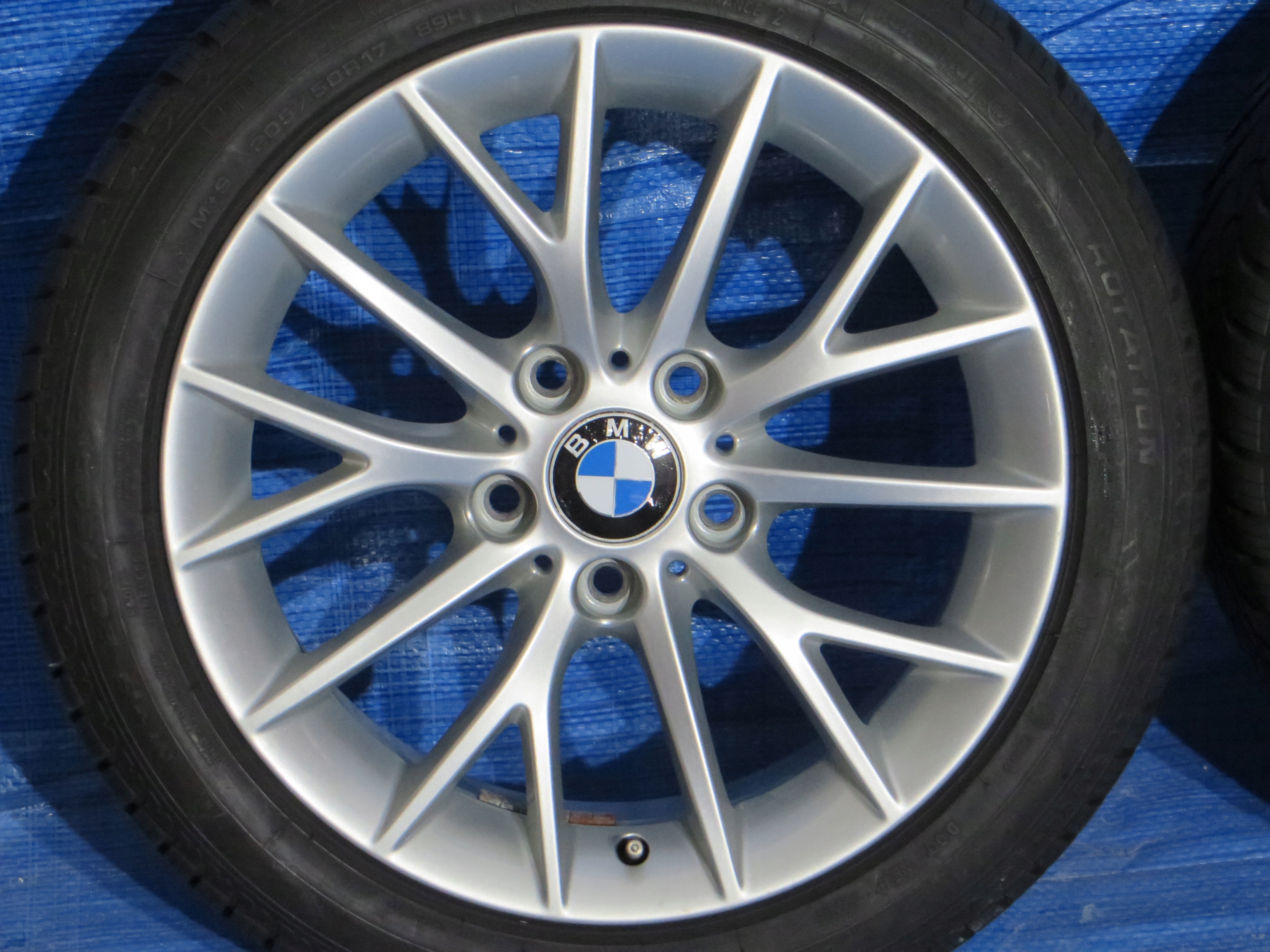BMW 1 F20 F21 F22 KOŁA FELGI 7JX17 OPONY 205/50/17 Marka opon Goodyear