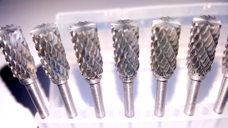

Frez z węglika Vhm do miniszlifierek 3x6mm. Axe
