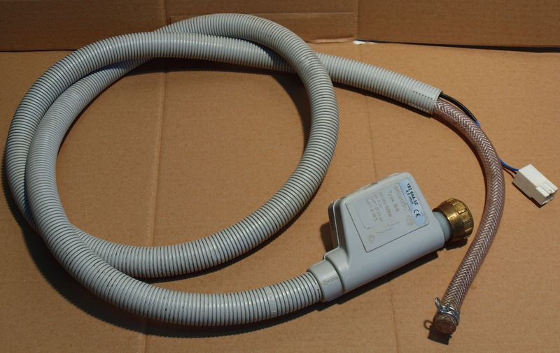 WĄŻ ZASILAJĄCY ELEKTROZAWÓR DO ZMYWARKI PRIVILEG Kod producenta 15264432