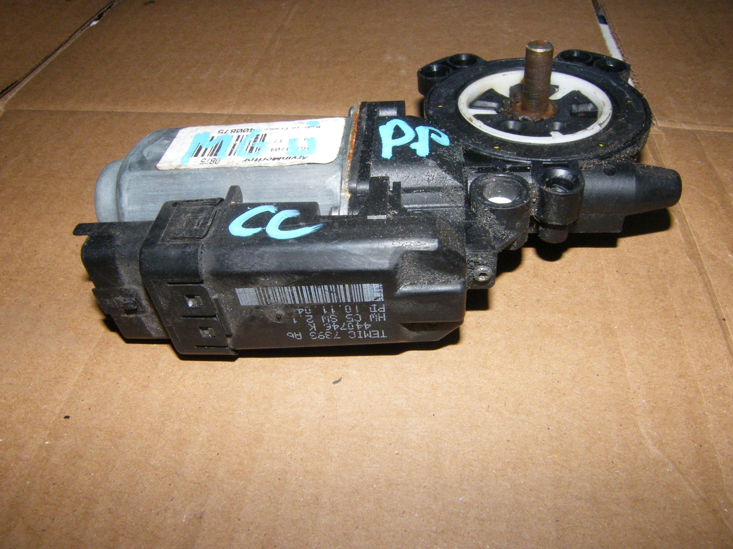 MODUL SILNICZEK SZYBY PRAWY PRZOD MEGANE II CABRIO