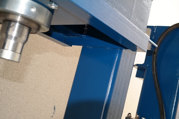 PRASA HYDRAULICZNA 30T SPAWANA POLSKA pryzmy piny Producent code 30TH PRYZMY