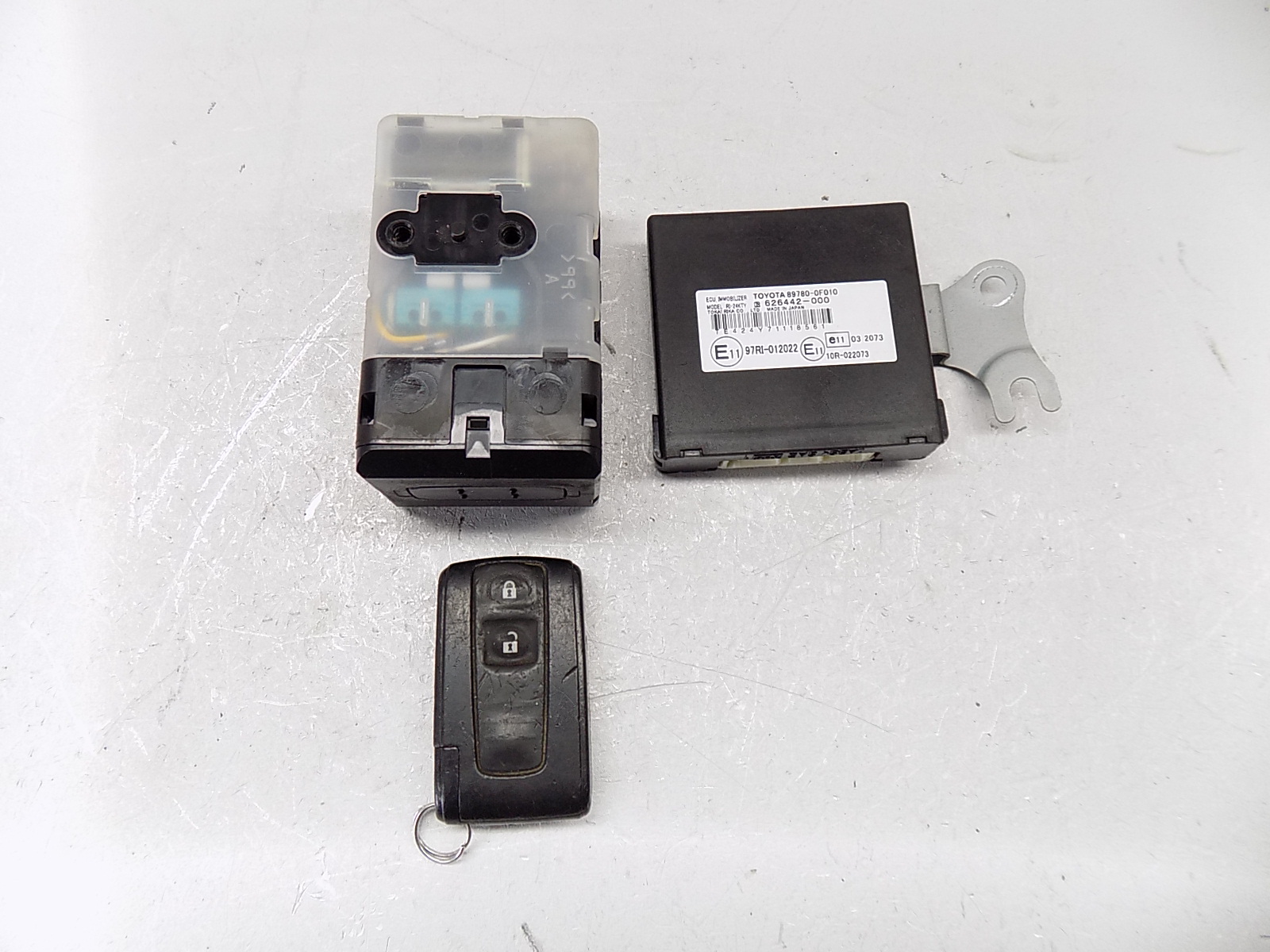 STACYJKA KLUCZYK TOYOTA COROLLA VERSO II 2 2 D4D