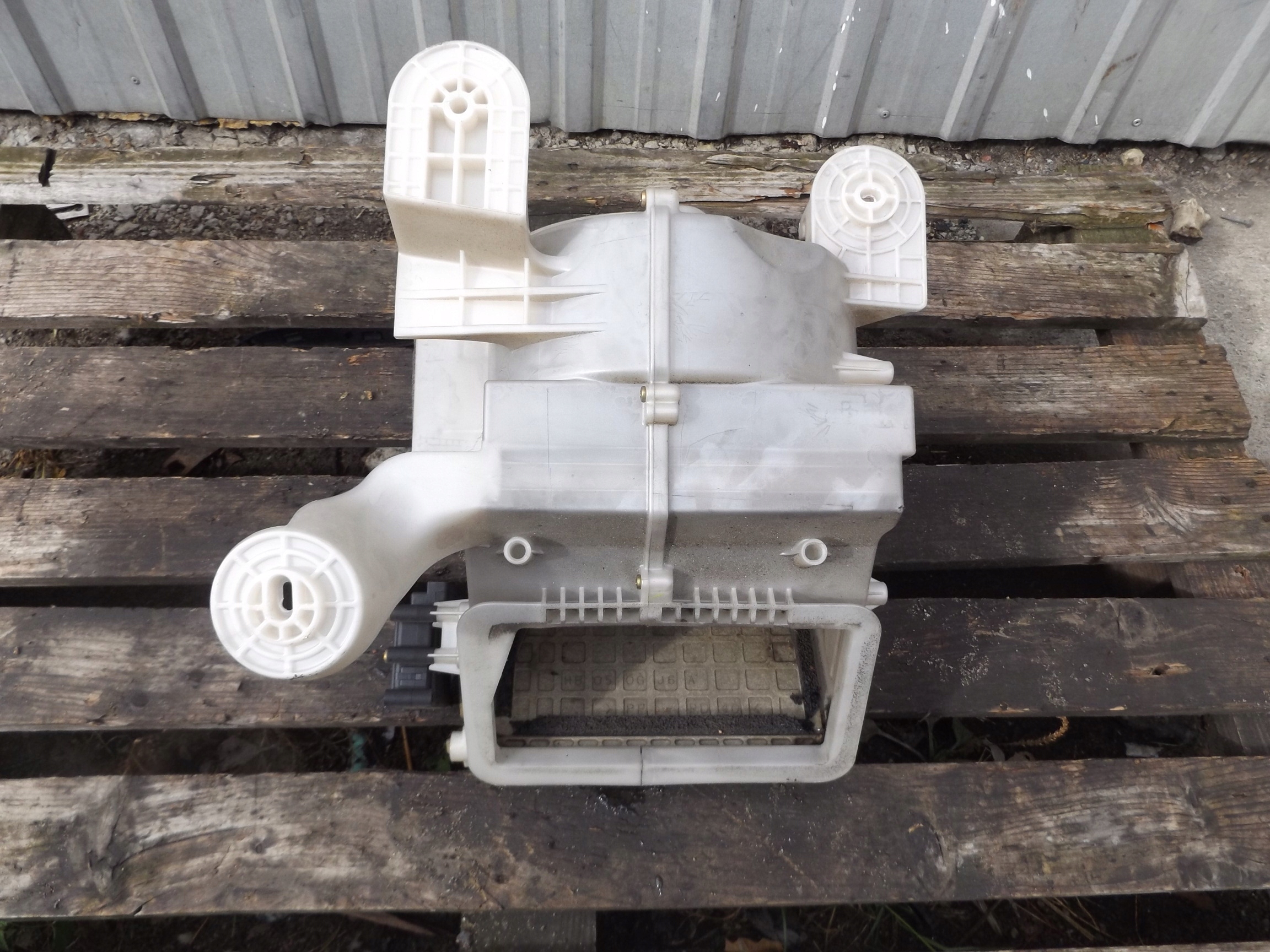 MAZDA 6 OBUDOWA WENTYLATORA EUROPA Typ samochodu Samochody osobowe