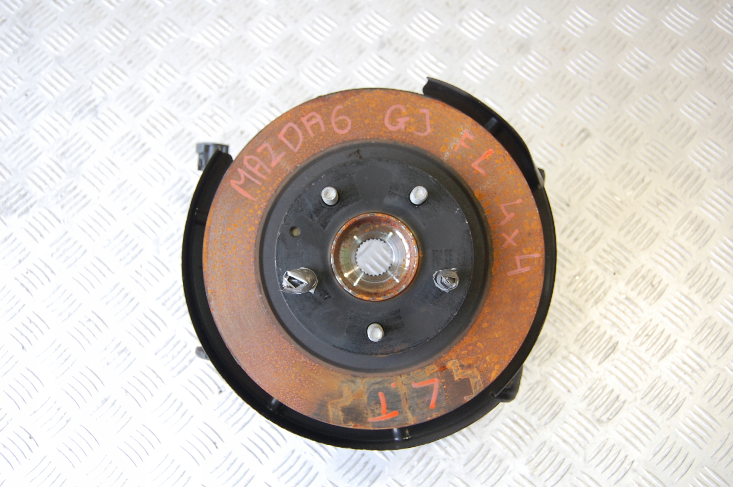 поворотный кулак, цапфа зад mazda 6 VI GJ РЕСТАЙЛИНГ 4X4