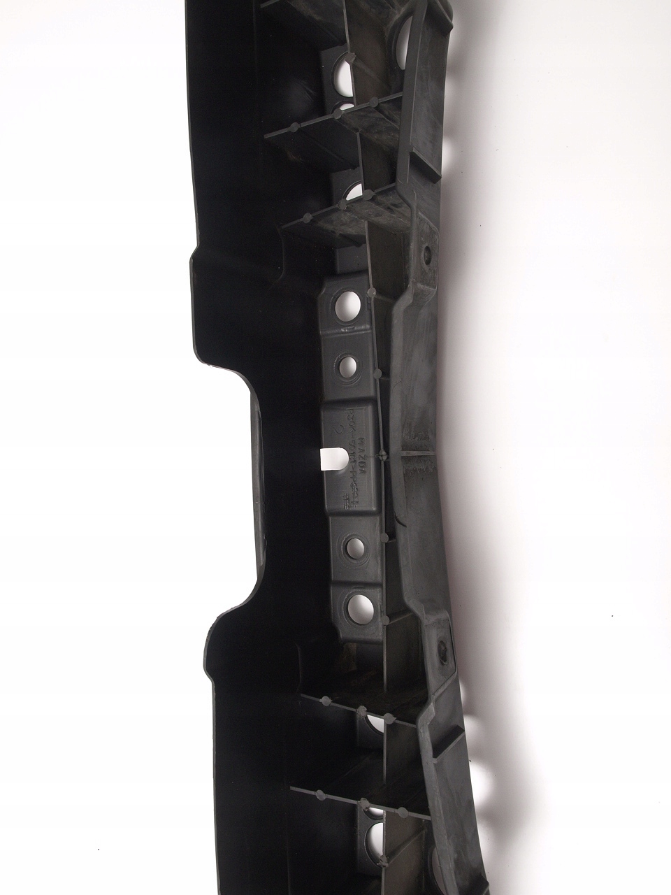 BELKA ZDERZAKA PRZÓD MAZDA 323 02 ROK Typ samochodu Samochody osobowe