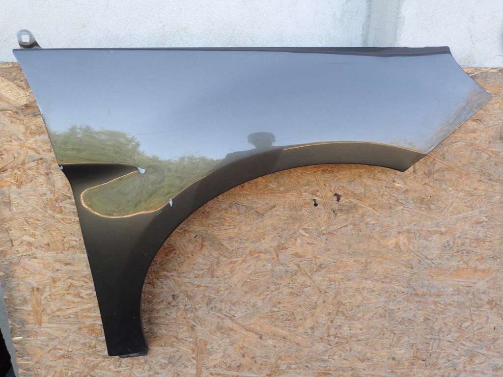 fender right front front MERCEDES B KLASA 245