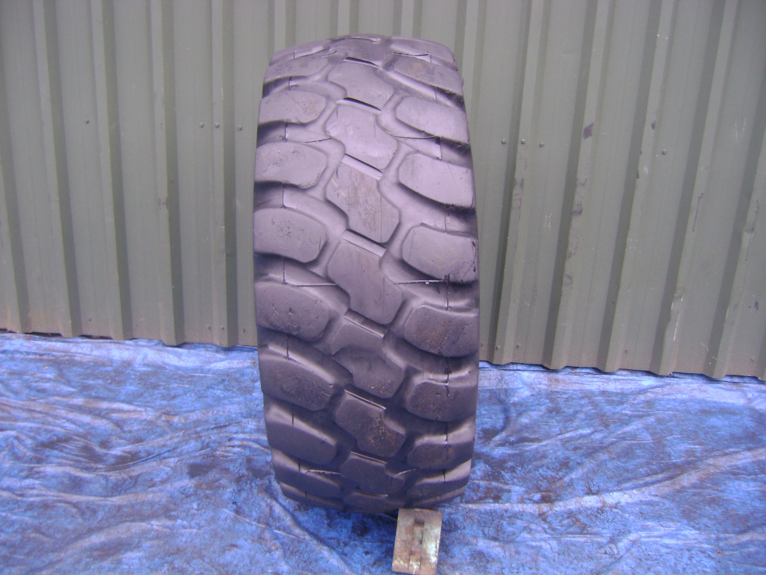 БУДІВЕЛЬНА ШИНА GOODYEAR 500/70 R - 24 19.5 R 24