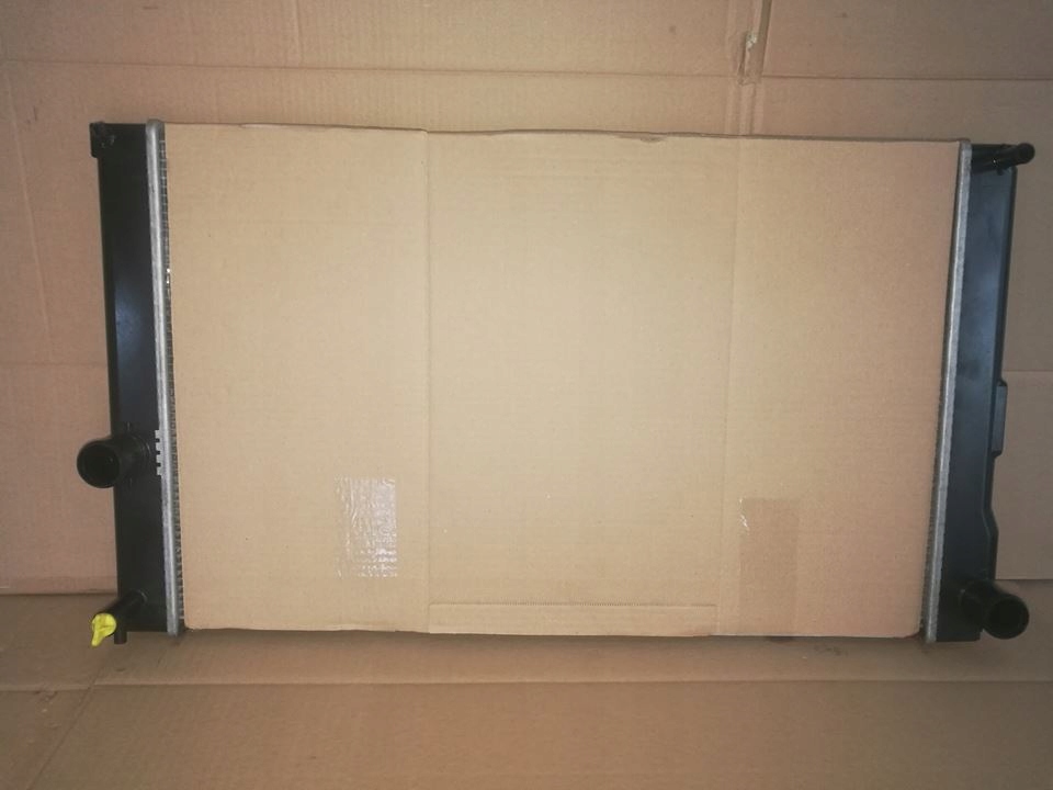 РАДИАТОР ВОДЫ TOYOTA AURIS E15 1.8 ГИБРИД 2010-