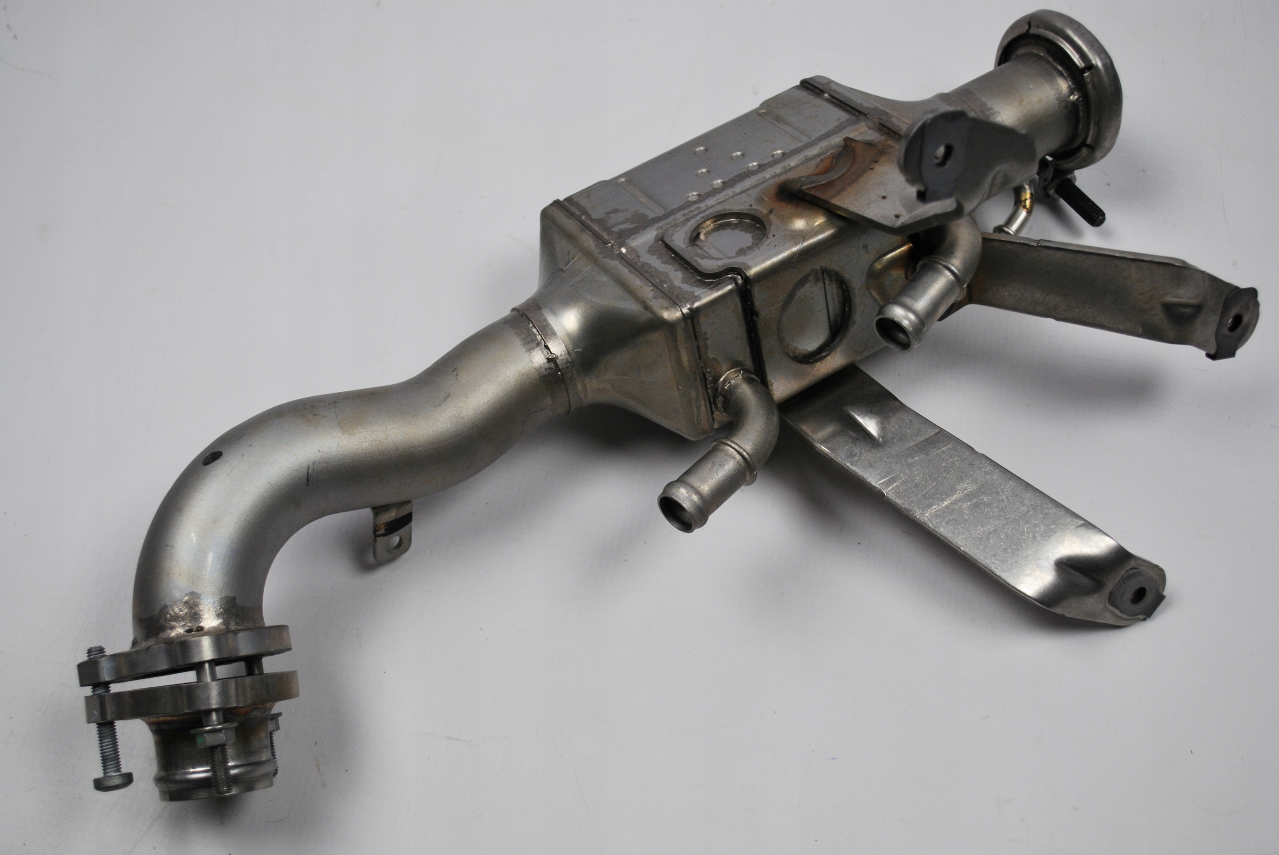 Радіатор вихлопних Audi A8 D5 3.0 TDI59131508an