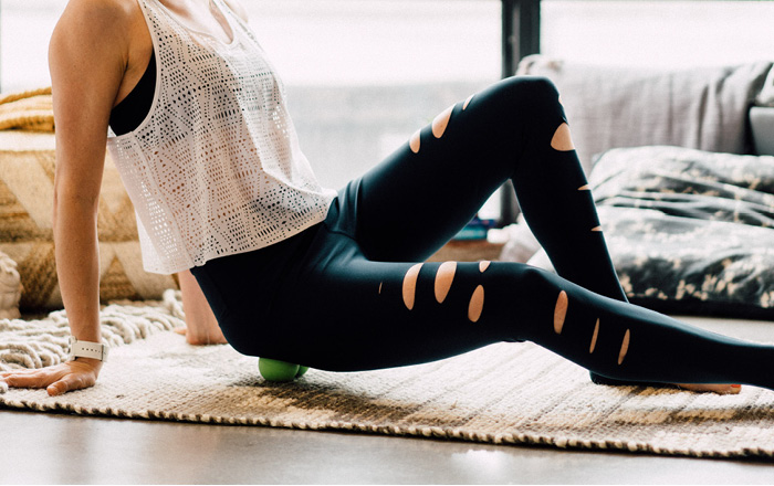 PODWÓJNA PIŁKA DO MASAŻU ROLOWANIA DUOBALL PIŁKA ROLLER CROSSFIT TWARDA 6,5 Marka FlexiFit