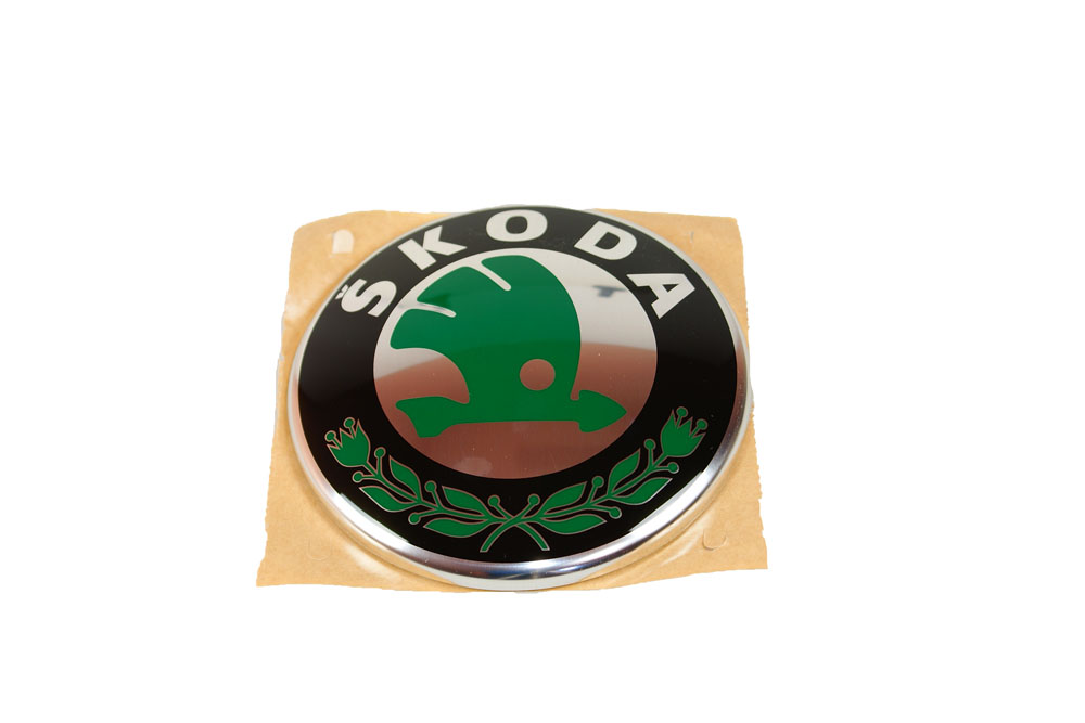 ORYGINAŁ EMBLEMAT POKRYWY BAGAZNIKA SKODA YETI Numer katalogowy części 5L0853621MEL