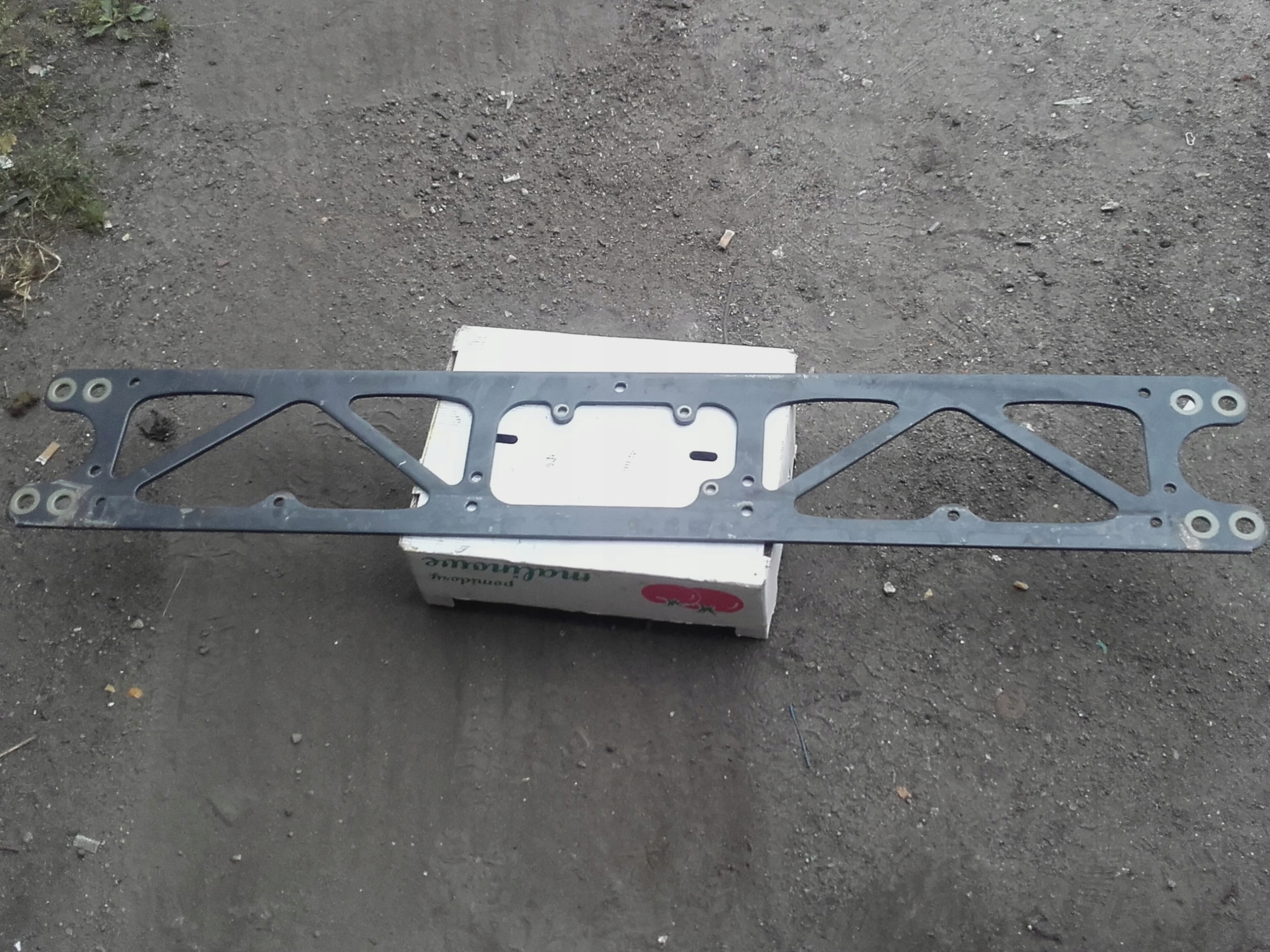 Wspornik belka poprzeczka ramy DAF xf106 Car type Trucks