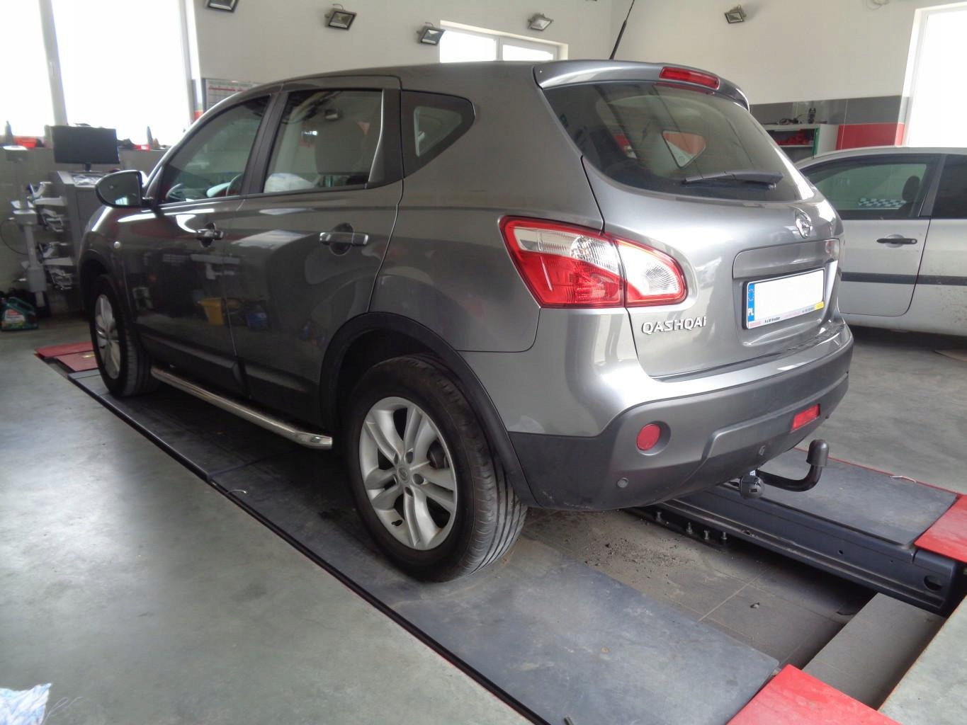 SOLIDNY HAK HOLOWNICZY NISSAN QASHQAI 20072013j10