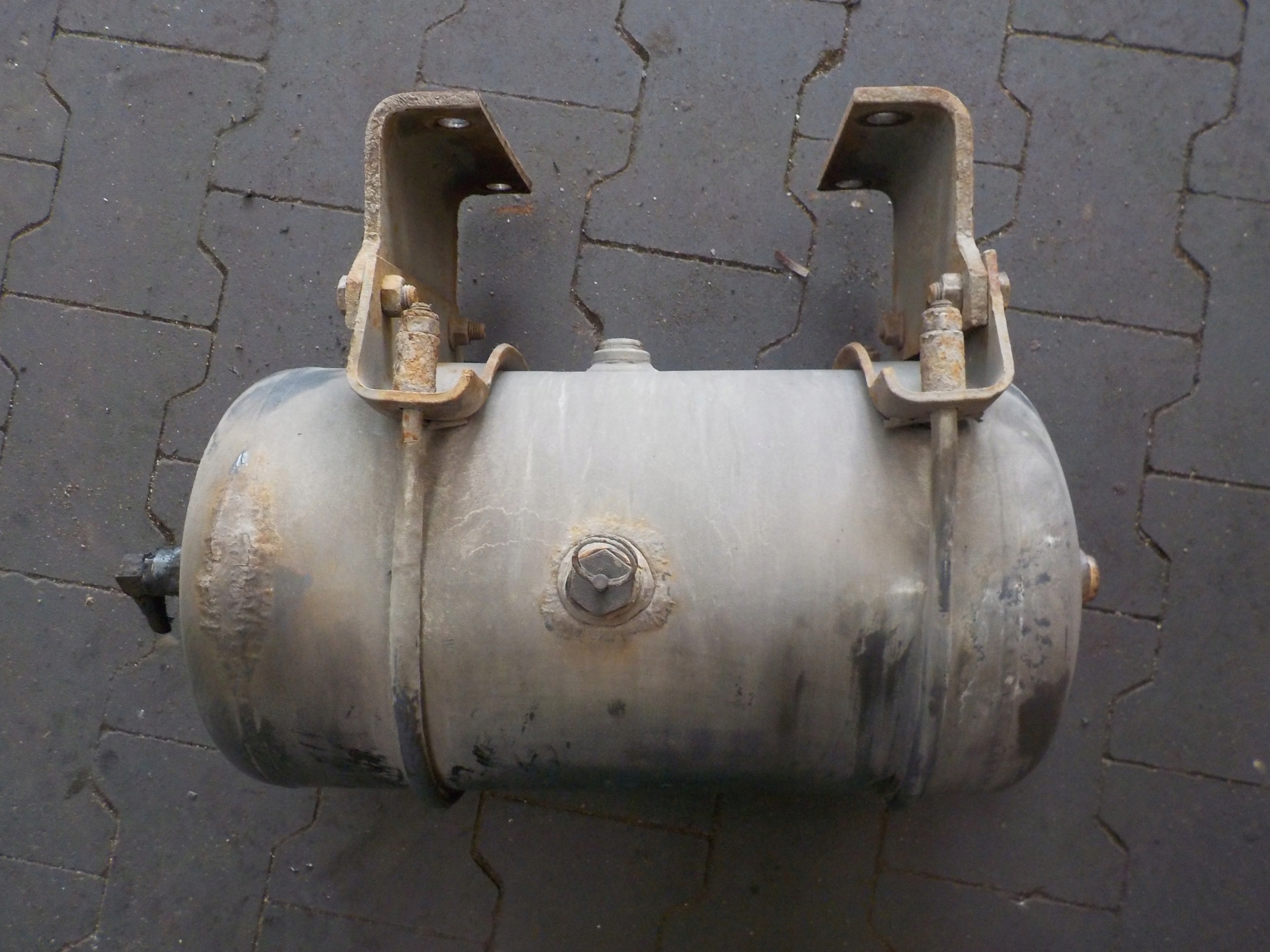 БАК ВОЗДУШНЫЙ ЦИЛИНДР DAF XF 95 2006